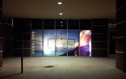 Translucent Graphics Light Up Retail Success: Ultimate Tan and Tone’s Eye-Catching Storefront